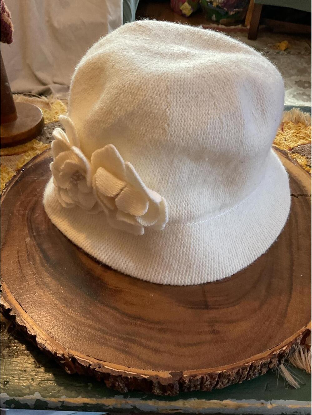 White Wool blend Bucket Hat with Flower Detail